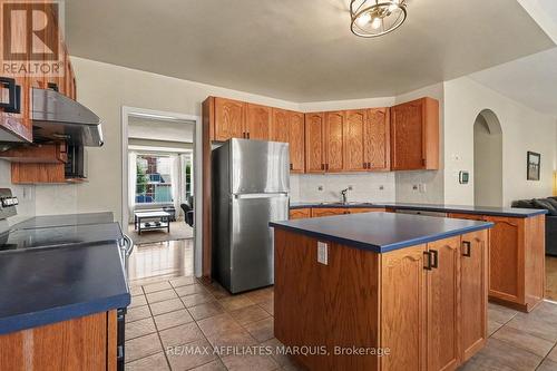 218 Annapolis Circle, Ottawa, ON 