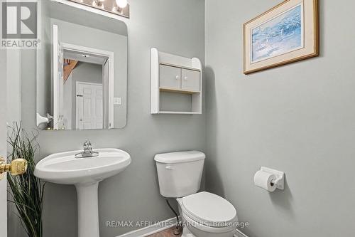 218 Annapolis Circle, Ottawa, ON 