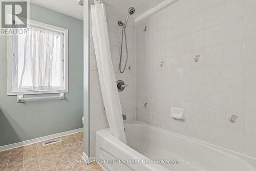 218 Annapolis Circle, Ottawa, ON 