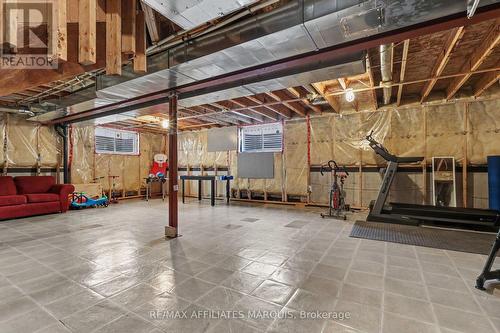 218 Annapolis Circle, Ottawa, ON 