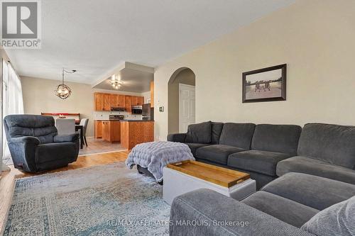 218 Annapolis Circle, Ottawa, ON 