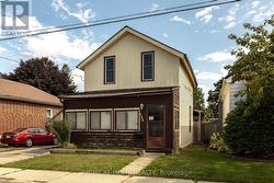 134 CATHARINE AVENUE  Brantford, ON N3T 1Y4
