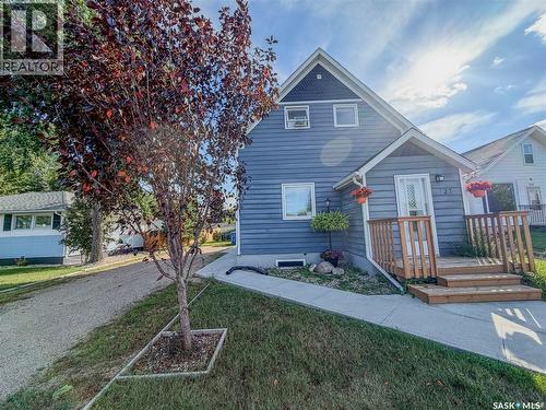 127 10th AVENUE W  Melville, SK S0A 2P0