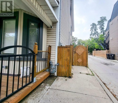 MAIN - 49 VINE AVENUE , Toronto, Ontario M6P 1V6 3