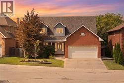 92 NATIONAL Drive  Hamilton, ON L8G 5B3