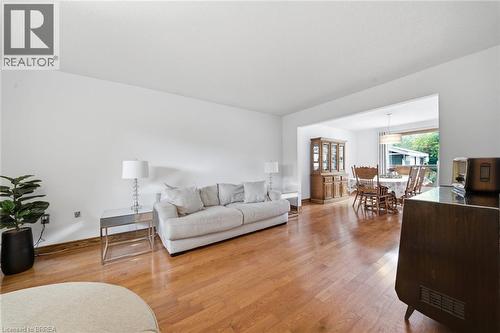 92 National Drive, Hamilton, ON 