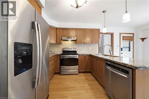 92 National Drive, Hamilton, ON 