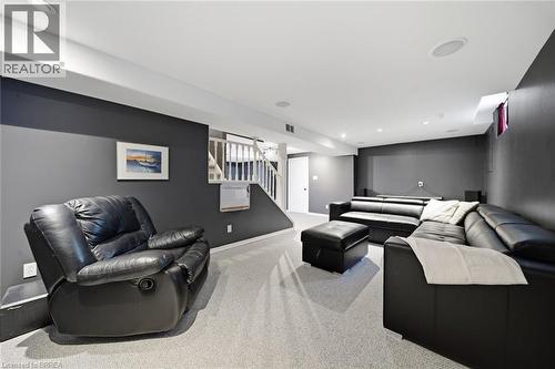 92 National Drive, Hamilton, ON 