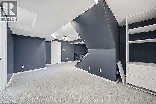 92 National Drive, Hamilton, ON 