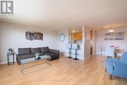 206 - 6720 GLEN ERIN DRIVE  Mississauga, ON L5N 3K8