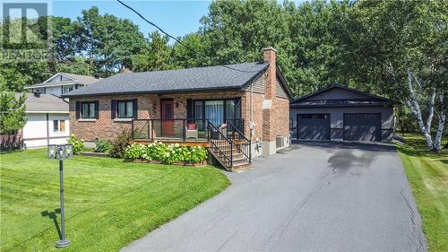 672 Lake Point Court  Sudbury, ON P3E 6J2