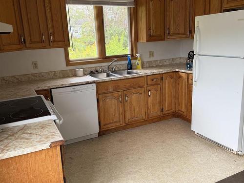 7 Viewville     B2G 1E1, Antigonish, NS 