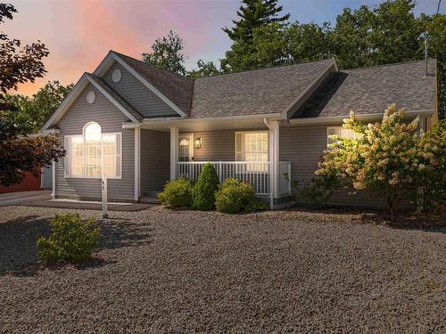 31 Acorn Drive, Bridgewater, NS 