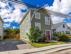 403 QUEEN Street  Charlottetown, PE C1A 4E2