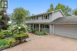 5 ROCKCLIFFE ROAD  Brockville, ON K6C 5Z5