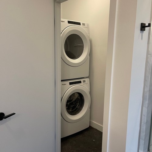 Laundry - 310-201 Rue St-Georges, Saint-Jean-Sur-Richelieu, QC 