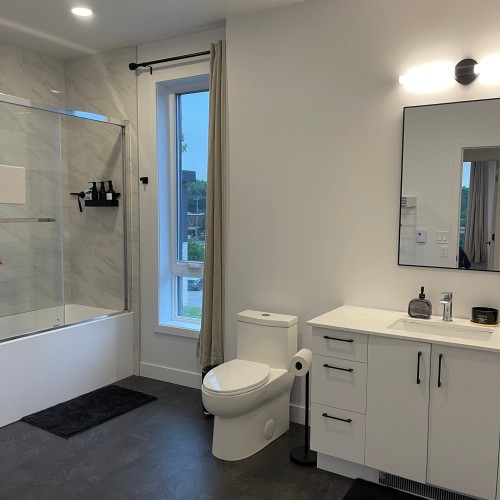 Bathroom - 310-201 Rue St-Georges, Saint-Jean-Sur-Richelieu, QC 