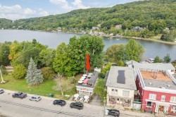 110 Rue Main  North Hatley, QC J0B 2C0