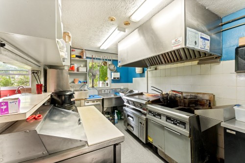 Cuisine - 110 Rue Main, North Hatley, QC 