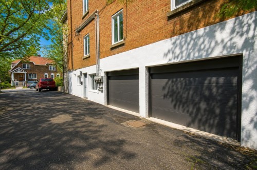 Garage - 3786 Av. De Kent, Montréal (Côte-Des-Neiges/Notre-Dame-De-Grâce), QC 