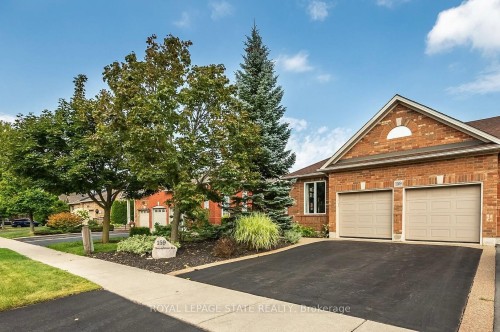 159 Thoroughbred Boulevard, Hamilton, ON 