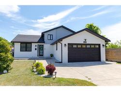 1479 SOUTHDALE Drive Windsor, ON N8W 5N3
