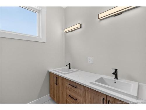 66 Raphael, Dieppe, NB 