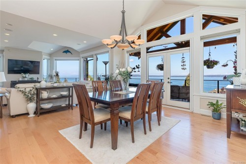 3304 Chemoy Rd, Chemainus, BC 
