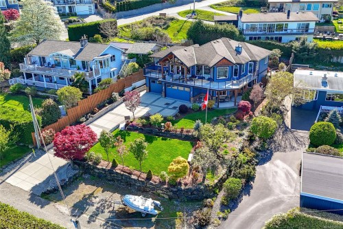 3304 Chemoy Rd, Chemainus, BC 