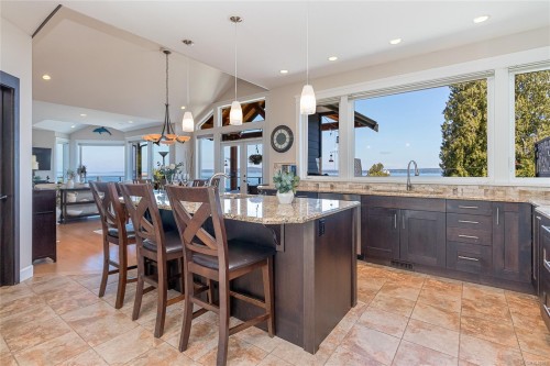 3304 Chemoy Rd, Chemainus, BC 