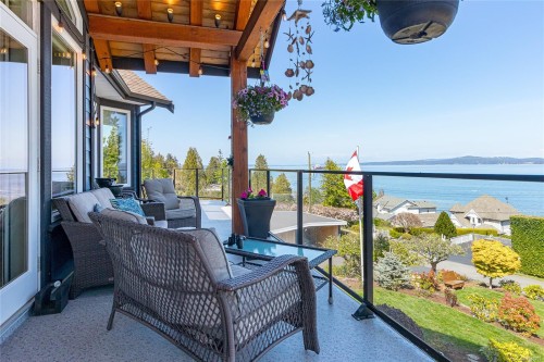 3304 Chemoy Rd, Chemainus, BC 