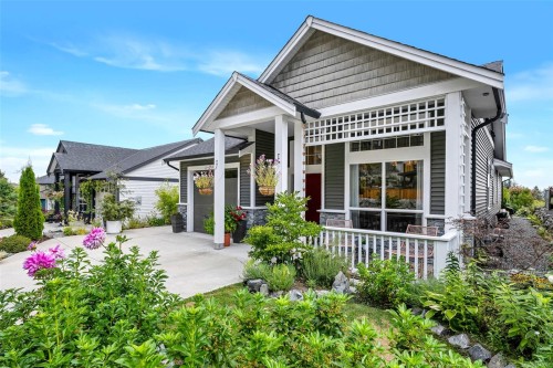 913 Craig Rd, Ladysmith, BC 