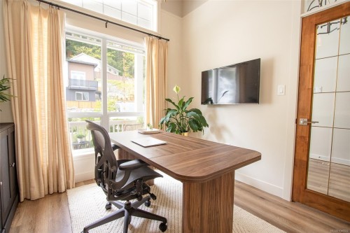 913 Craig Rd, Ladysmith, BC 