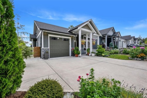 913 Craig Rd, Ladysmith, BC 