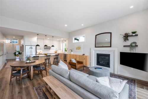 913 Craig Rd, Ladysmith, BC 