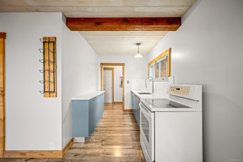 1426 Wilkinson Rd, Comox, BC 