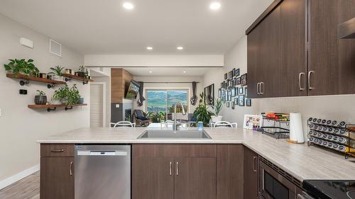 206 Vineyard Way, Vernon, BC 