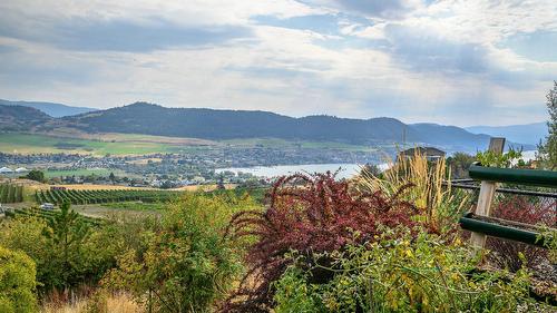 206 Vineyard Way, Vernon, BC 