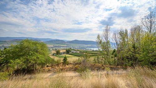 206 Vineyard Way, Vernon, BC 
