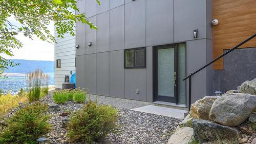 206 Vineyard Way, Vernon, BC 