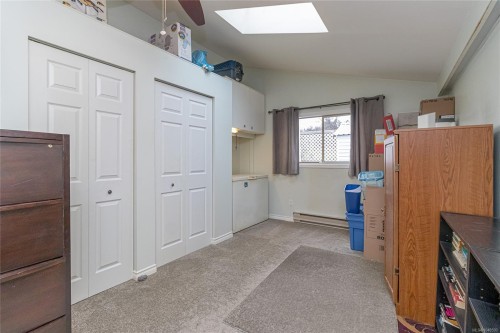 1071 Bourban Rd, Mill Bay, BC 