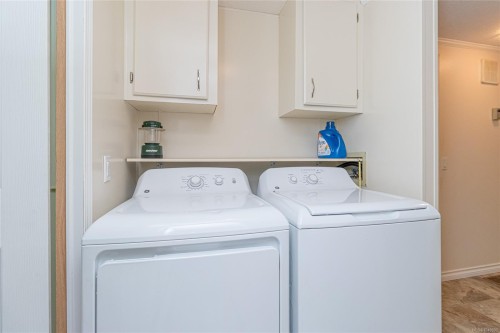 1071 Bourban Rd, Mill Bay, BC 