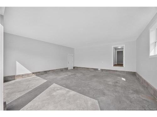 14 Hemlock St, Penniac, NB 