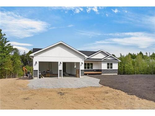 14 Hemlock St, Penniac, NB 