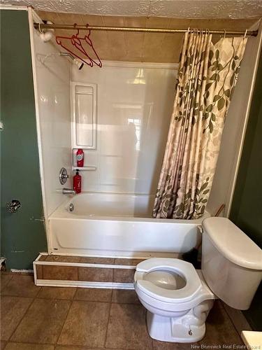 15 Hedgeview Dr, Fredericton, NB 