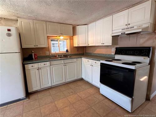 15 Hedgeview Dr, Fredericton, NB 