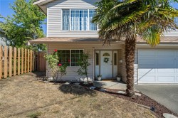 632 Howard Ave Nanaimo, BC V9R 3S7