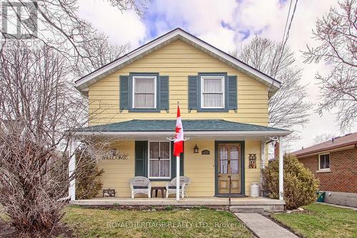 49 JOHN STREET E  Bradford West Gwillimbury, ON L3Z 1G3