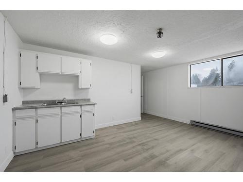 2121 Paramount Crescent, Abbotsford, BC 