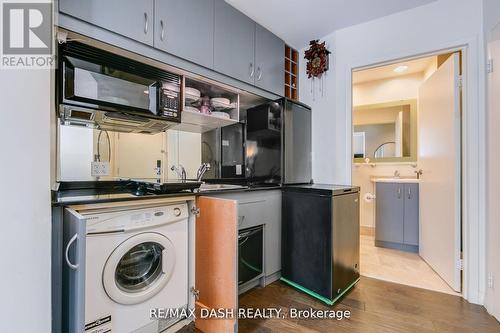 2411 - 1 KING STREET W , Toronto, Ontario M5H 1A1 3
